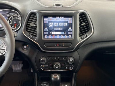 2022 Jeep Cherokee Latitude Lux 4x4
