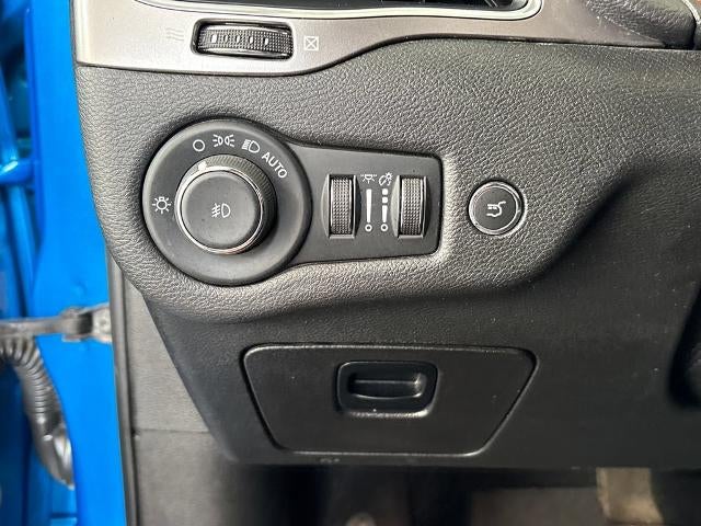 2022 Jeep Cherokee Latitude Lux 4x4