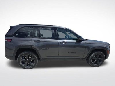 2023 Jeep Grand Cherokee Altitude 4x4