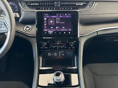 2025 Jeep Grand Cherokee L Laredo X 4x4