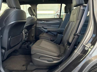 2025 Jeep Grand Cherokee L Laredo X 4x4