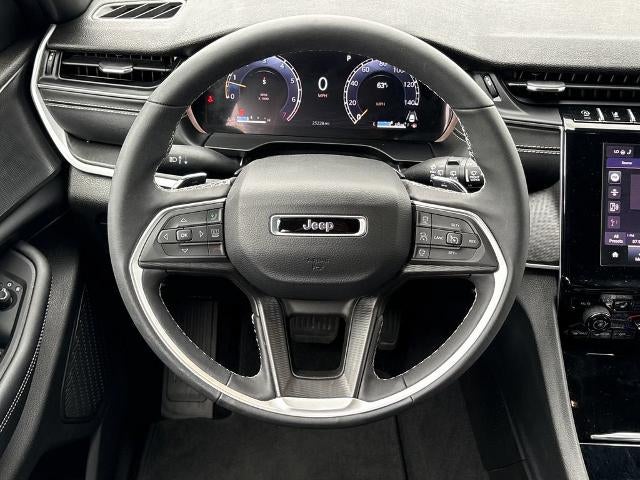 2025 Jeep Grand Cherokee L Altitude X 4x4