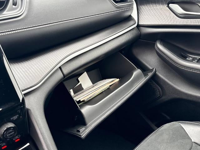 2025 Jeep Grand Cherokee L Altitude X 4x4