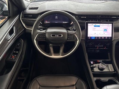 2025 Jeep Grand Cherokee L Limited 4x4
