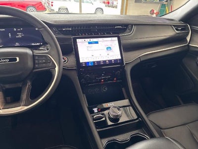 2025 Jeep Grand Cherokee L Limited 4x4