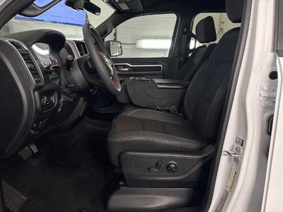 2025 RAM 1500 Big Horn Crew Cab 4x4 5'7" Box