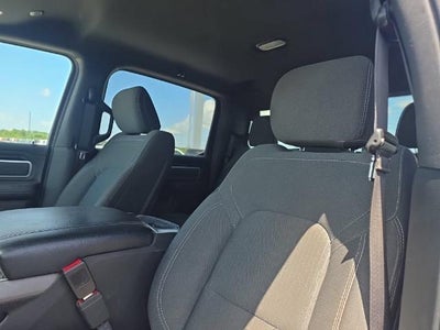 2019 RAM 1500 Big Horn/Lone Star Crew Cab 4x4 5'7" Box