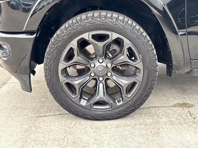 2021 RAM 1500 Limited Crew Cab 4x4 5'7" Box