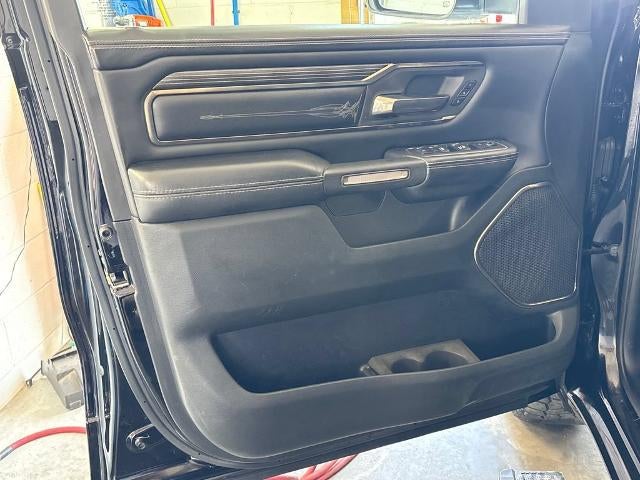 2021 RAM 1500 Limited Crew Cab 4x4 5'7" Box