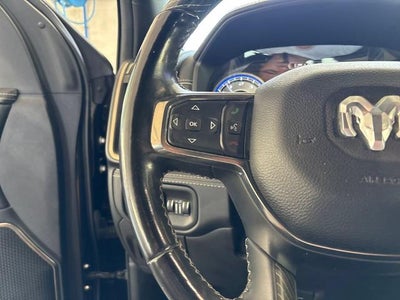 2021 RAM 1500 Limited Crew Cab 4x4 5'7" Box