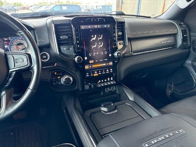 2022 RAM 1500 Limited Crew Cab 4x4 5'7" Box