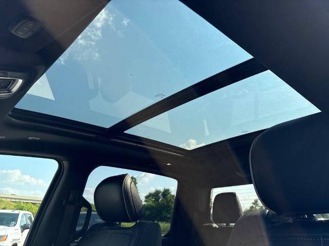 2022 RAM 1500 Limited Crew Cab 4x4 5'7" Box
