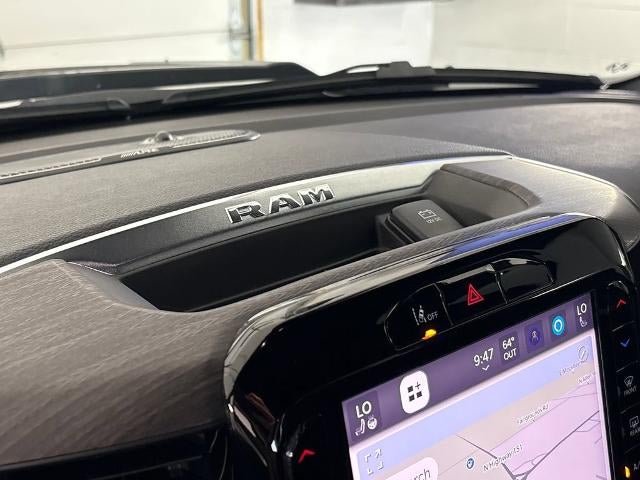 2025 RAM 1500 Laramie Crew Cab 4x4 5'7" Box