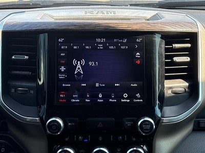 2020 RAM 1500 Laramie Crew Cab 4x4 5'7" Box