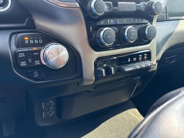 2020 RAM 1500 Laramie Crew Cab 4x4 5'7" Box