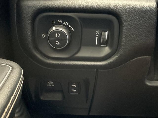 2020 RAM 1500 Rebel Crew Cab 4x4 5'7" Box