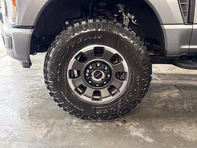 2023 Ford F-250 LARIAT