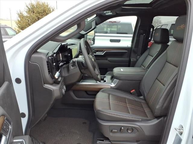 2026 Chevrolet Silverado 3500 HD High Country DRW