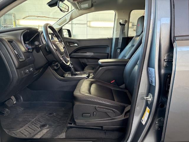 2022 GMC Canyon 4WD AT4 w/Leather
