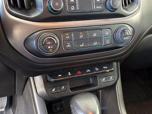 2022 GMC Canyon 4WD AT4 w/Leather