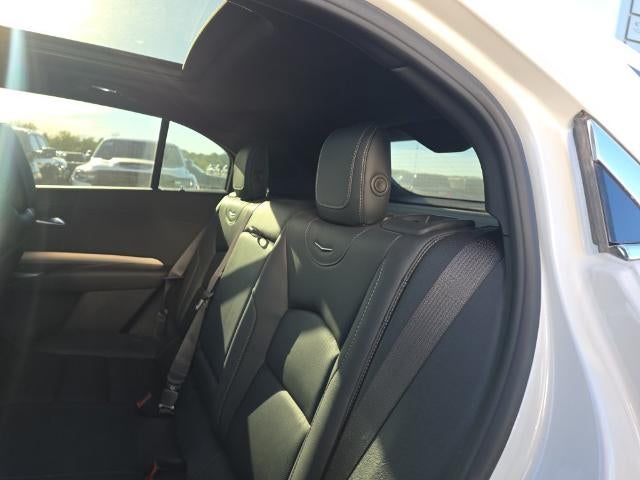 2023 Cadillac XT4 AWD Premium Luxury