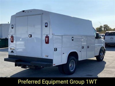 2024 Chevrolet Express Cutaway 3500 Base