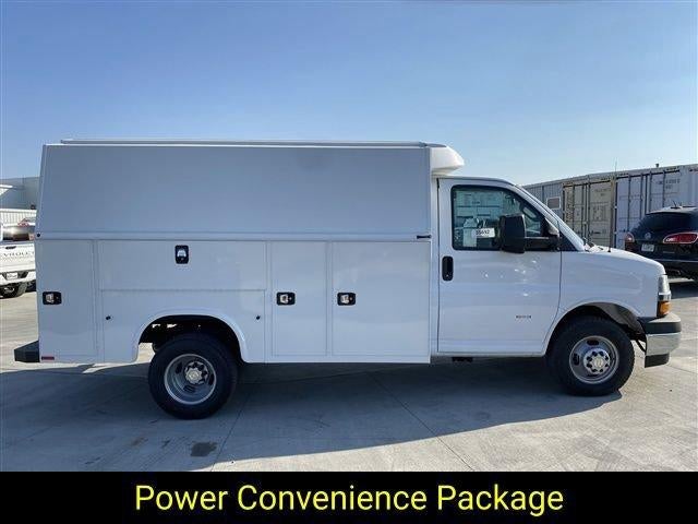 2024 Chevrolet Express Cutaway 3500 Base