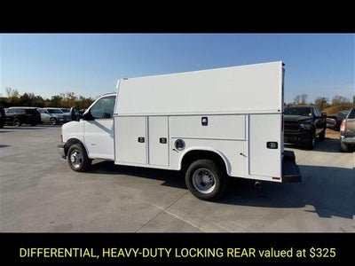 2024 Chevrolet Express Cutaway 3500 Base