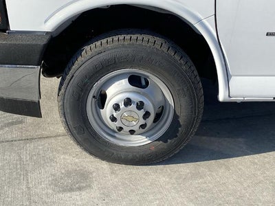 2024 Chevrolet Express Cutaway 3500 Base