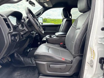 2024 RAM 3500 Tradesman Crew Cab 4x4 8' Box