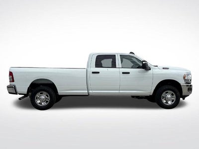 2024 RAM 3500 Tradesman Crew Cab 4x4 8' Box