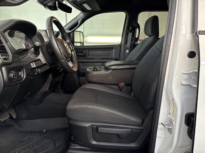 2026 RAM 2500 Black Express Crew Cab 4x4 6'4" Box