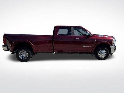 2020 RAM 3500 Laramie Longhorn Crew Cab 4x4 8' Box