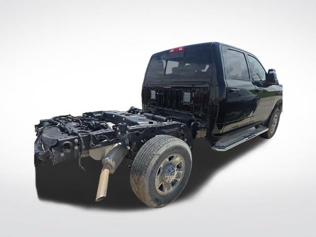 2024 RAM 2500 Tradesman Crew Cab 4x4 6'4" Box