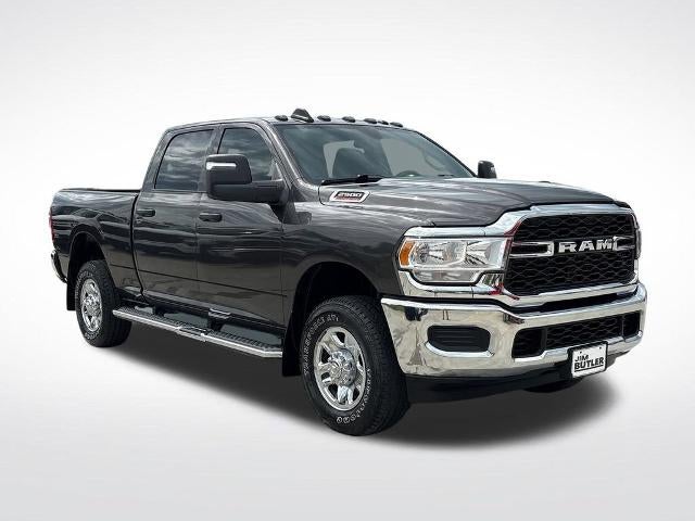 2024 RAM 2500 Tradesman Crew Cab 4x4 6'4" Box