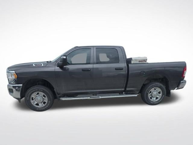 2024 RAM 2500 Tradesman Crew Cab 4x4 6'4" Box