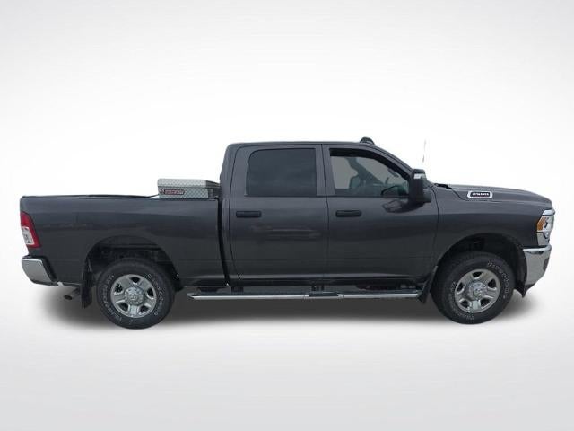 2024 RAM 2500 Tradesman Crew Cab 4x4 6'4" Box