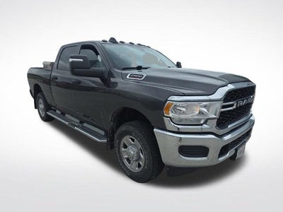 2024 RAM 2500 Tradesman Crew Cab 4x4 6'4" Box