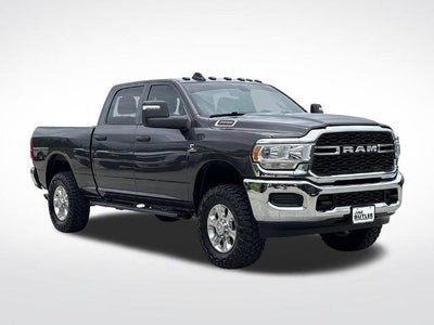 2024 RAM 2500 Tradesman Crew Cab 4x4 6'4" Box