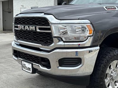 2024 RAM 2500 Tradesman Crew Cab 4x4 6'4" Box