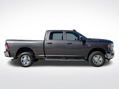 2024 RAM 2500 Tradesman Crew Cab 4x4 6'4" Box