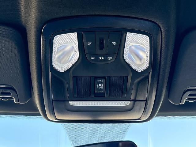 2024 RAM 2500 Tradesman Crew Cab 4x4 6'4" Box