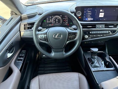 2025 Lexus ES 300h ES 300h