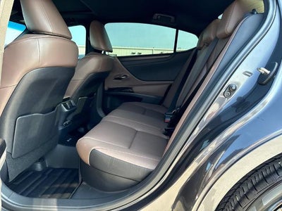 2025 Lexus ES 300h ES 300h