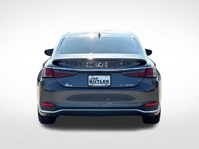 2025 Lexus ES 300h ES 300h