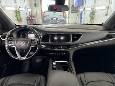 2022 Buick Enclave Essence