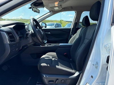 2025 Nissan Rogue SV FWD
