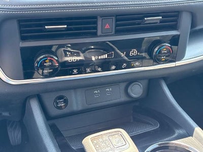 2025 Nissan Rogue SV FWD