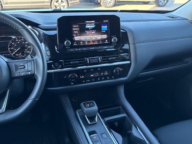2025 Nissan Pathfinder SV 4WD