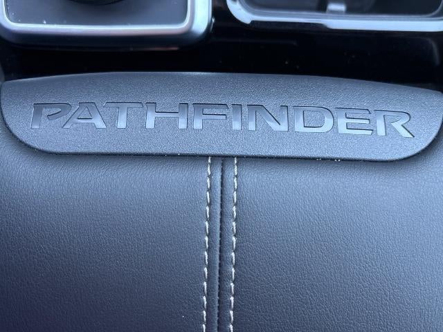 2025 Nissan Pathfinder SV 4WD
